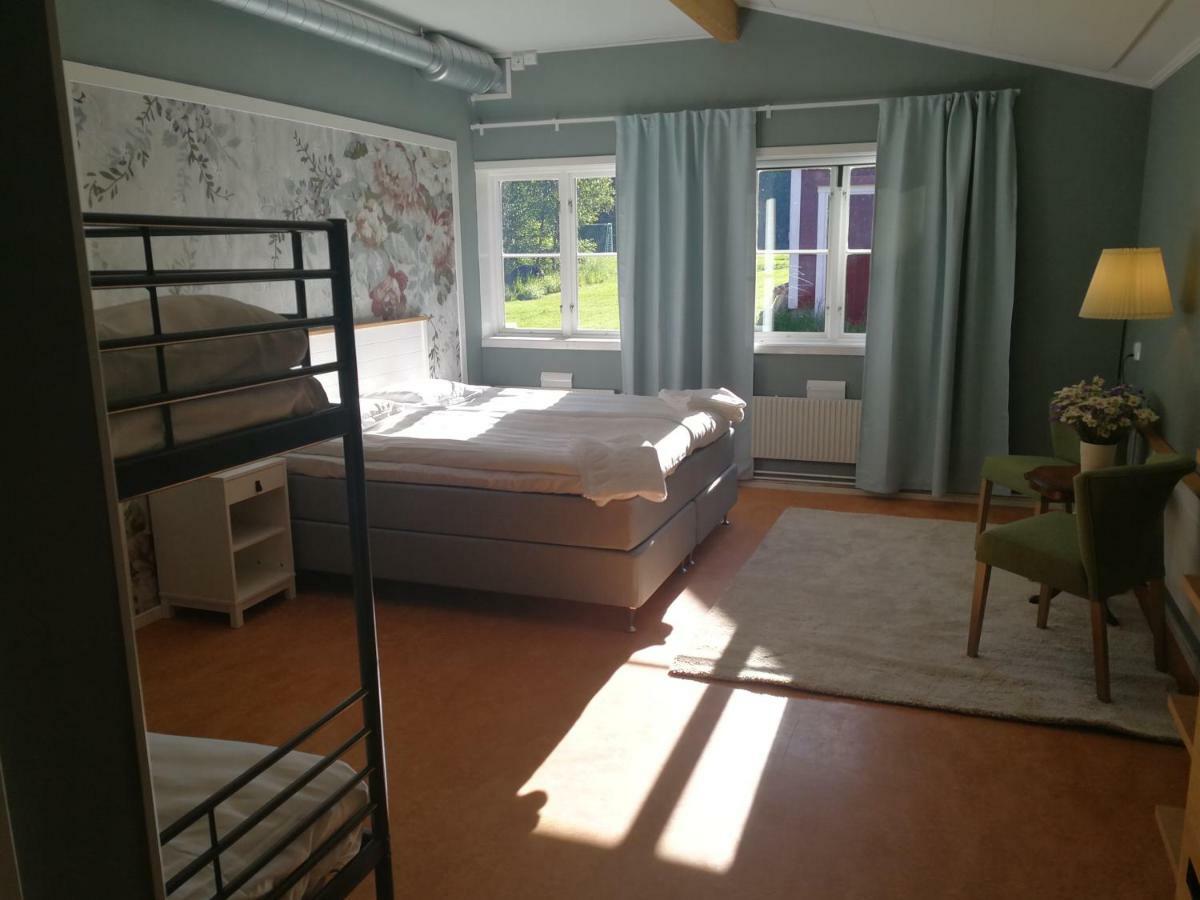 Sjugare Gard Bed & Breakfast 렉산드 외부 사진